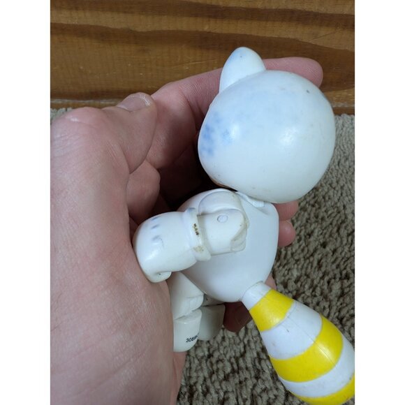 World of Nintendo White Tanooki Mario Action Figure Articulated Super Mario 3D - Picture 10 of 10
